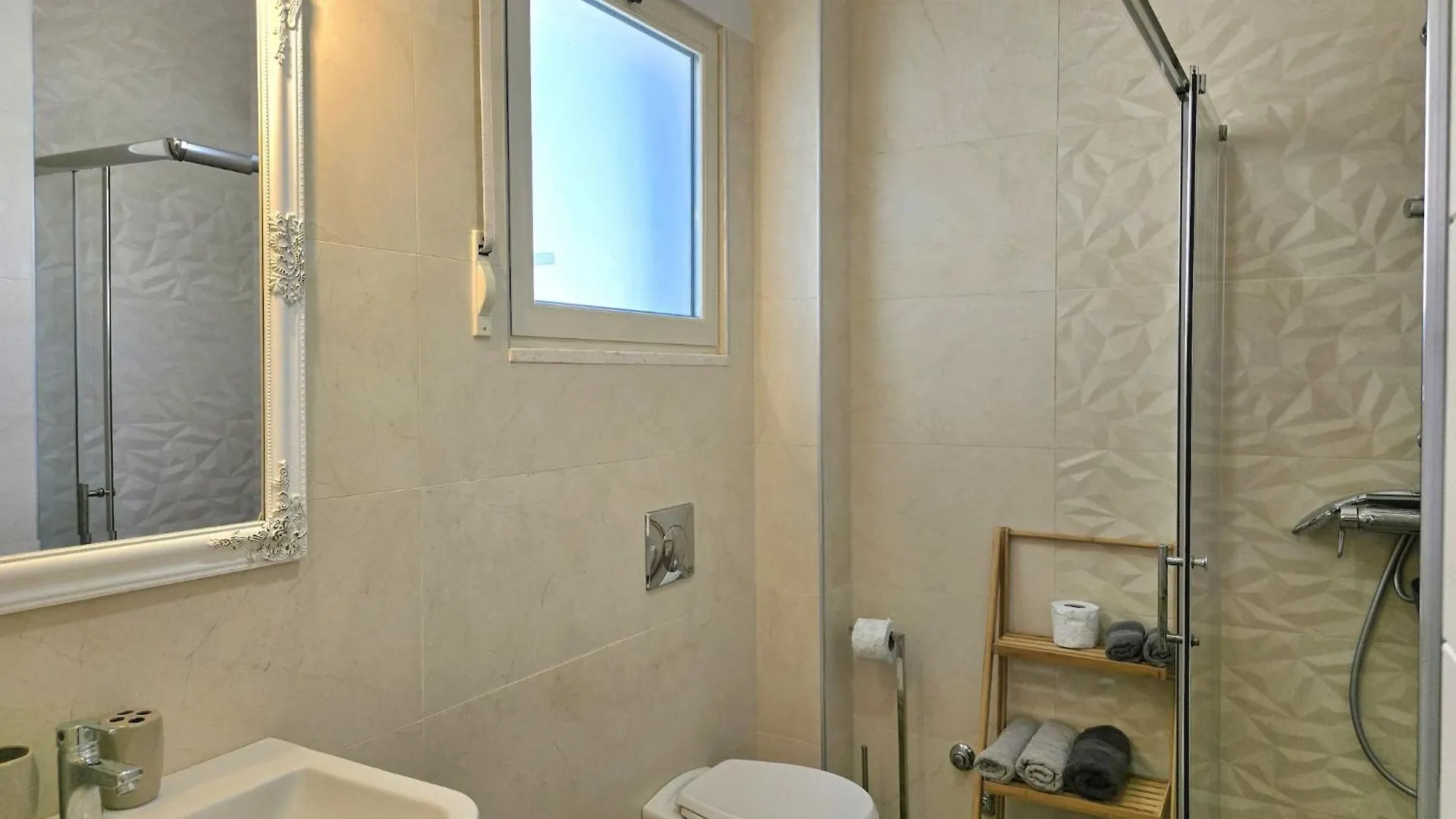 Vacation Apartment For Six Guests Plazhi San Pietro 0*,  Albania